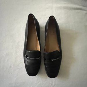 🎉🎉Last Chance🎉🎉NWOT Naturalizer Black Leather Slip On Flats Size 7 ½